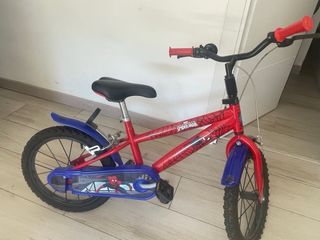 Bicicleta Spiderman niño 3 años con ruedines