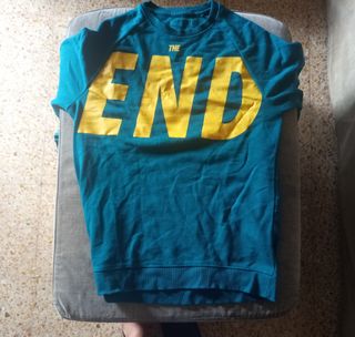Sudadera Bershka THE END verde y amarilla