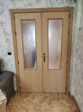Puertas de madera con cristal