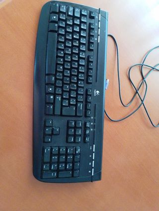 Teclado Logitech Negro