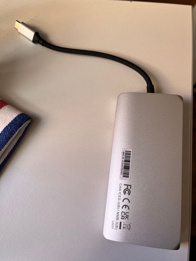 SATECHI Hub USB C 8 en 1 Multipuerto V3