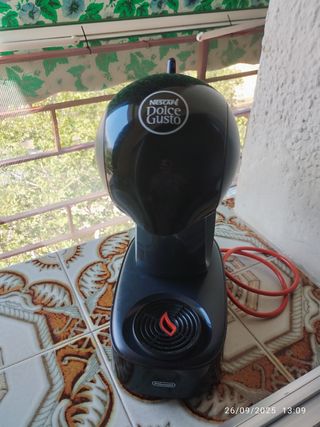 Cafetera Dolce Gusto Negra