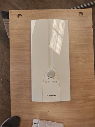 Calentador Junkers Eléctrico Instantáneo de agua