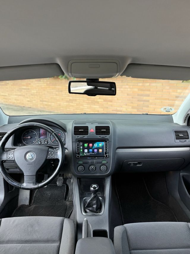 Volkswagen Golf V 1.9tdi