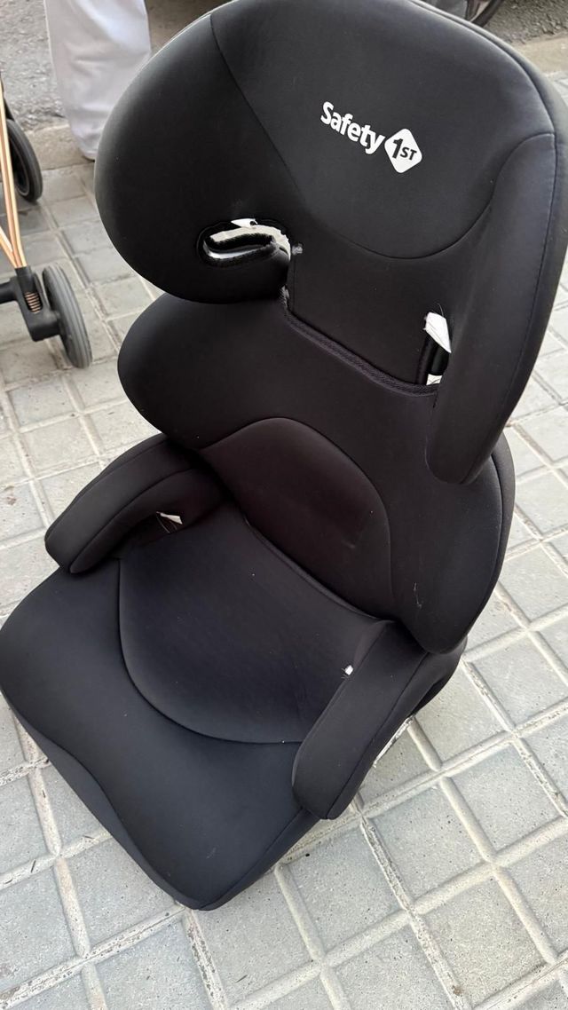 Silla coche Safety 1st negra