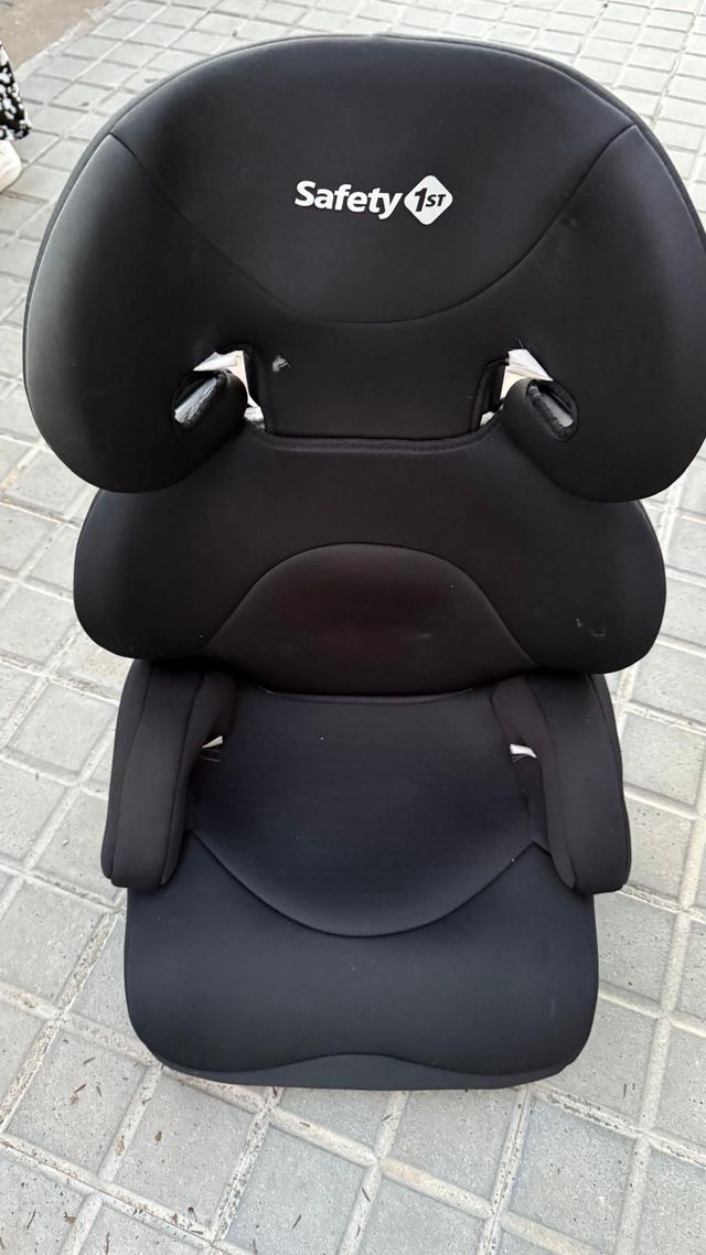 Silla coche Safety 1st negra