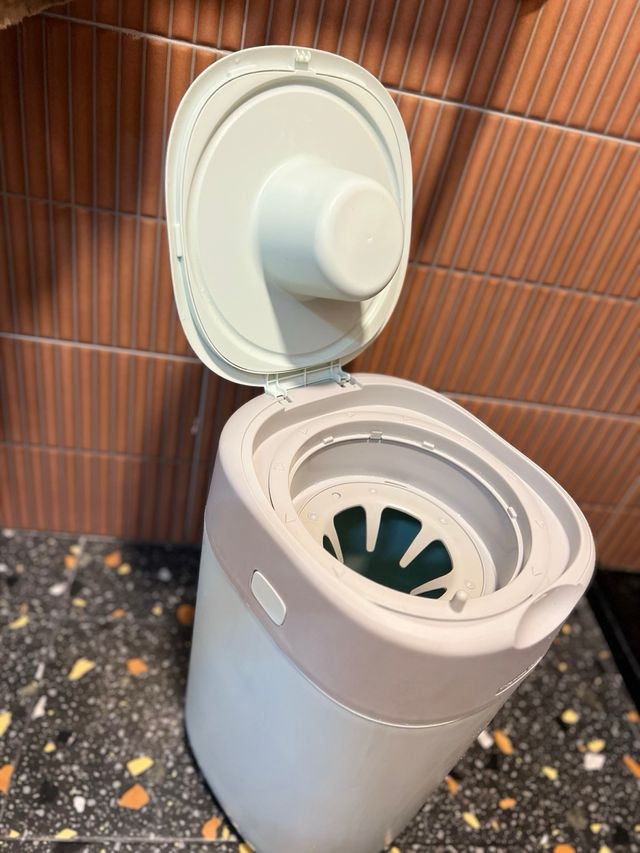 Papelera pañales Tommee Tippee