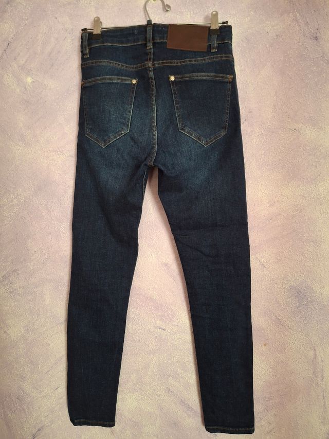 Pantalón vaquero azul Zara chico