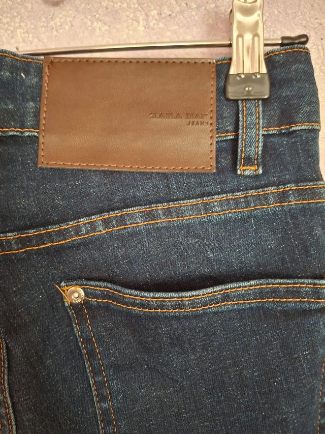 Pantalón vaquero azul Zara chico