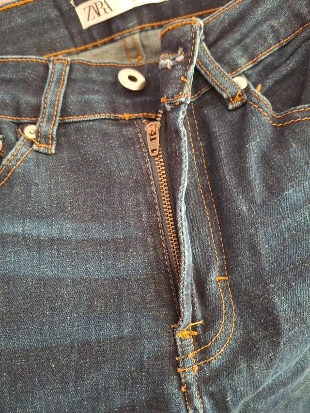 Pantalón vaquero azul Zara chico