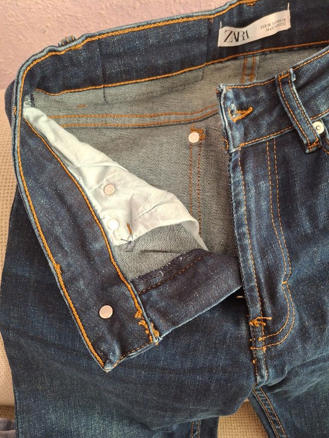 Pantalón vaquero azul Zara chico