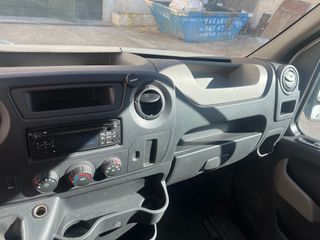 Renault Master 2016 camión plataforma
