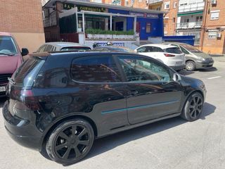 Volkswagen Golf 2004