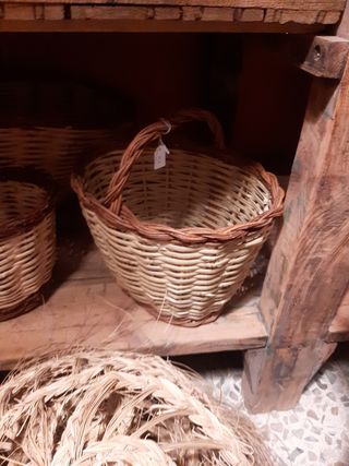 Cesta setas mediana de mimbre