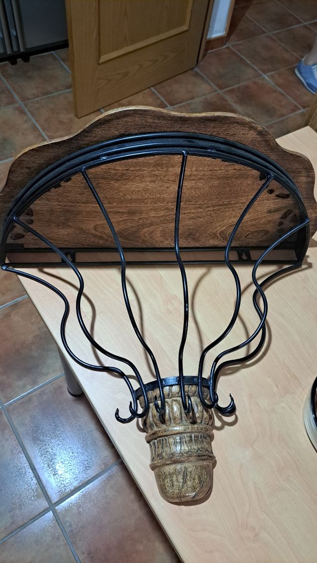 Perchero de pared decorativo madera y metal