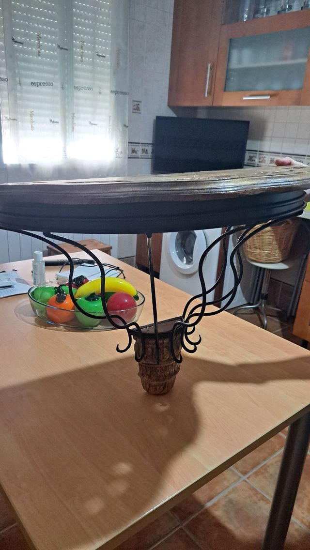 Perchero de pared decorativo madera y metal