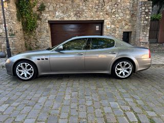 Maserati Quattroporte S 4,7 L V8 Ferrari