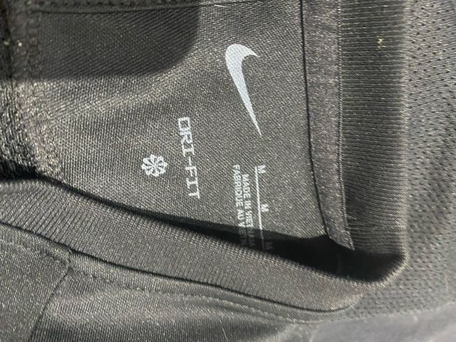 Conjunto Ropa Nike y Burberry