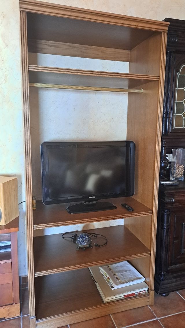 Mueble de madera