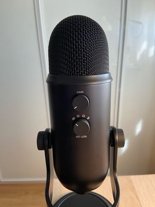 Micrófono Logitech for Creators. Blue. Yeti Negro