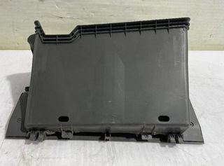 Guantera toyota 5555047062c0 prius (nhw20) 144051