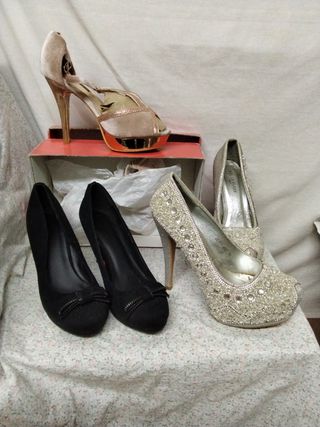Zapatos de tacón talla 39