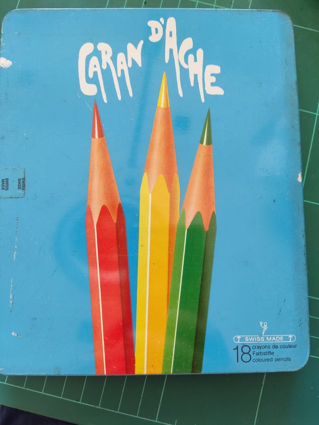 Scatola in metallo Caran D'Ache 18 matite