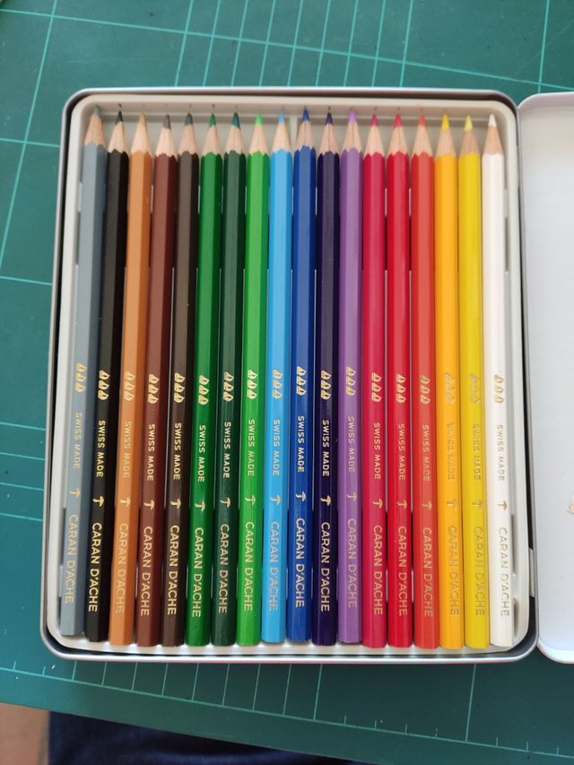 Scatola in metallo Caran D'Ache 18 matite