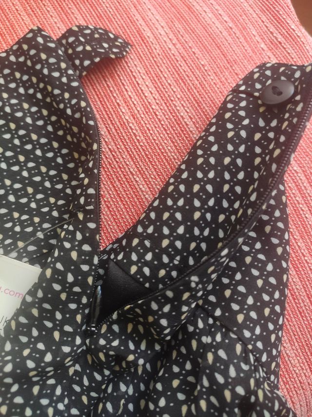 Falda Camaïeu negra con estampado blanco