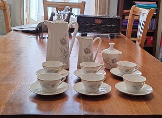 Juego de té de porcelana