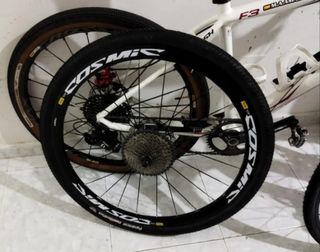 Bicicleta Gravel Cannondale Blanca