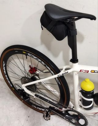 Bicicleta Gravel Cannondale Blanca