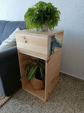 Mueble-mesa auxiliar