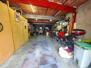 Casa en venta en Les Arenes - La Grípia  Can Montllor en Terrassa