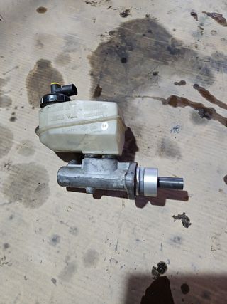 Vaso líquido freno Renault Megane 1.6 16v