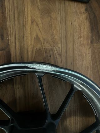 Rueda Delantera Yamaha MT-07