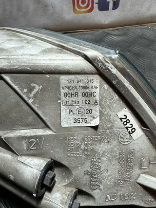 FARO IZQUIERDO SKODA OCTAVIA 2005