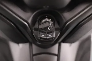 YAMAHA X-Max 125 2025
