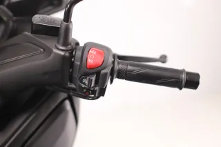 YAMAHA X-Max 125 2025
