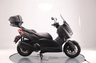 YAMAHA X-MAX 300 2022