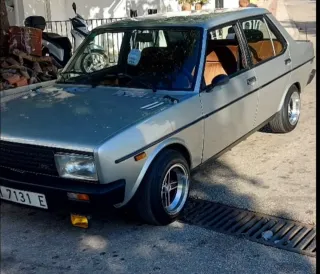 SEAT 131 clx 2000 1980