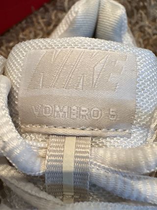 Nike Vomero 5 Beige/Blanco