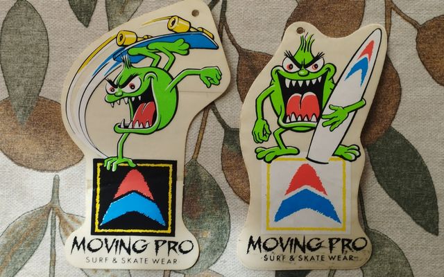 Pack 2 Pegatinas Moving Pro Surf & Skate