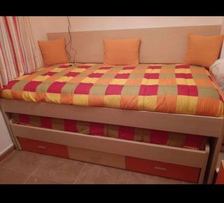 Cama nido con cajones y mesita