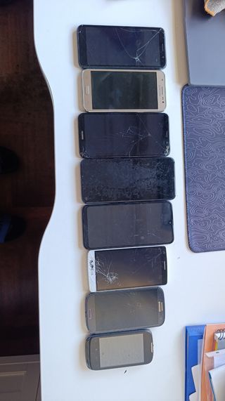 Móviles rotos para piezas (varias marcas)