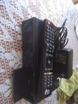 Descodificador SAT IRIS 2300 HD
