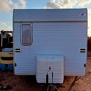 Caravana menos de 750kg con documentación