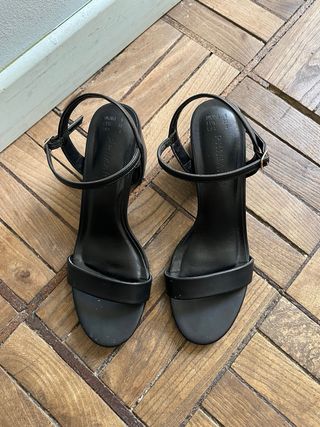 Sandalias tacón negras
