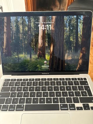 MacBook Air i7 2020 Plata