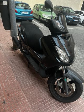 Yamaha Xmax 125cc